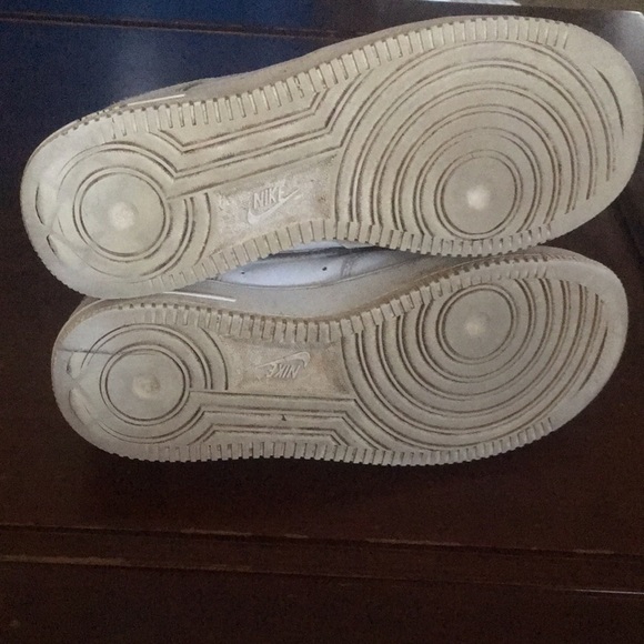 AF1 - Picture 5 of 5